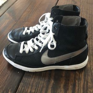 Nike High Tops size 7